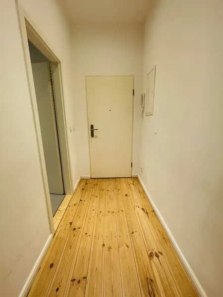 sanierte 1-Zimmerwohnung in Friedrichshain — photo 1